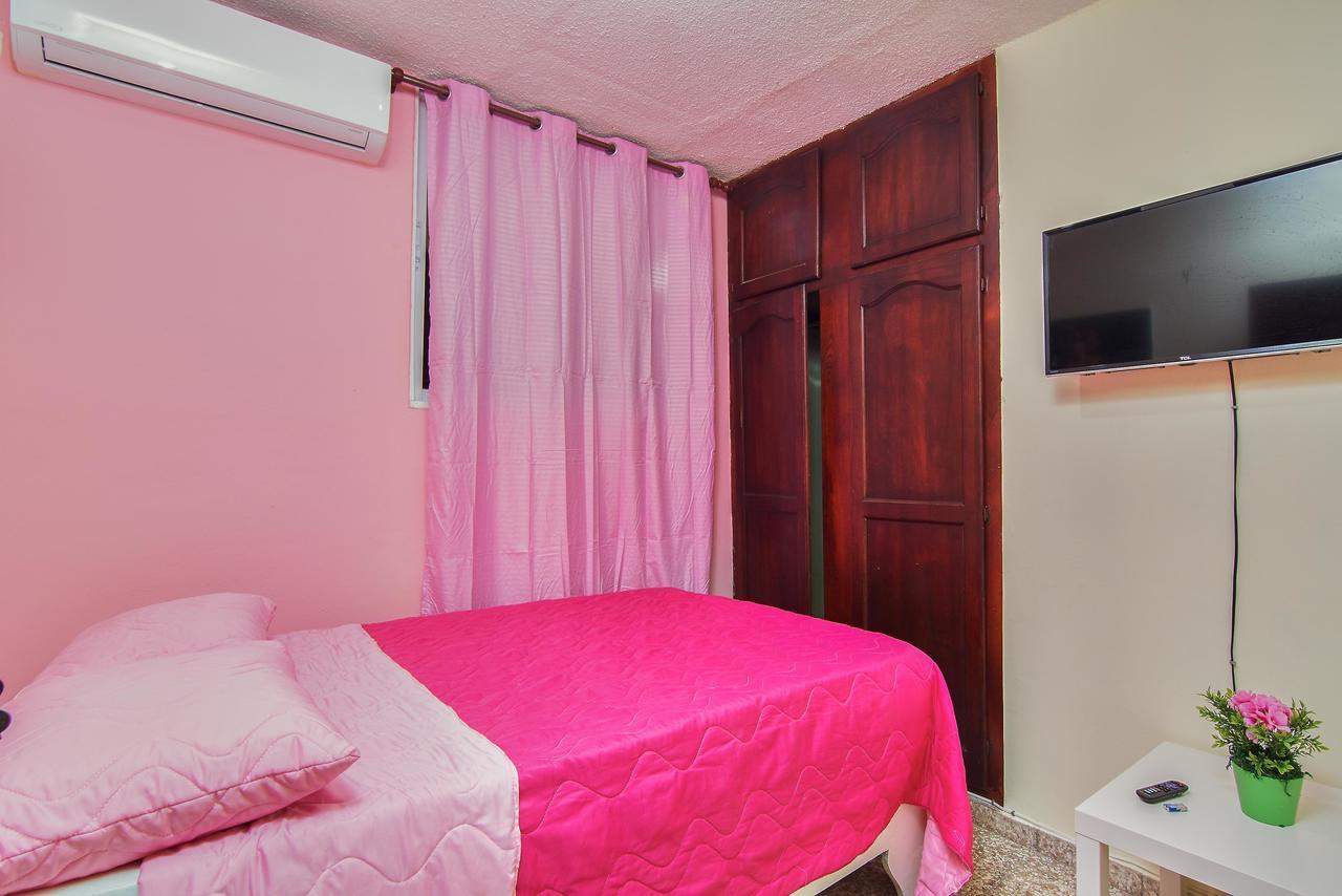 Queen Of Hearts Apartahotel Santo Domingo Exterior photo